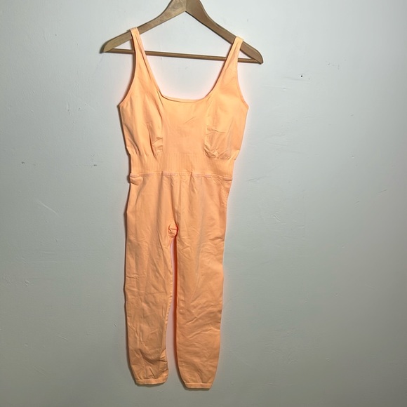 FP Movement Free People Good Karma Onesie Peach M/L NWOT - Picture 7 of 11